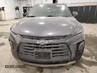 2021 Chevrolet Blazer LT z VIN 3GNKBJRS4MS556749, wystawiony jako Copart lot #42142345 z przebiegiem 55 395 mil mil oraz Nie do naprawy • Non repairable. Historia ofert i sprzedaży dostępna na DreamBid. Obrazek 5.