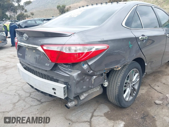 2017 Toyota Camry XLE with VIN 4T1BF1FKXHU389929, listed as a IAAI auction lot 42051551 with 98,285 mi miles. Bid and sale history available at carsss.com. Image 6.