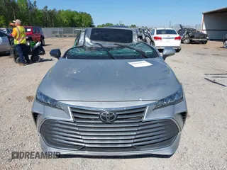 2019 Toyota Avalon XLE z VIN 4T1BZ1FB9KU004259, wystawiony jako IAAI lot #42033958 z przebiegiem 82 640 mil mil oraz . Historia ofert i sprzedaży dostępna na DreamBid. Obrazek 13.