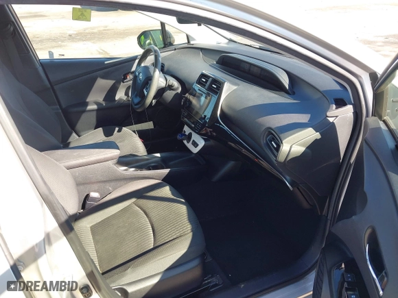 2016 Toyota Prius Two with VIN JTDKBRFU7G3529309, listed as a IAAI auction lot 41737308 with 116,848 mi miles. Bid and sale history available at carsss.com. Image 5.