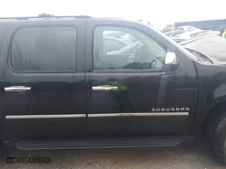 2012 Chevrolet Suburban LTZ with VIN 1GNSKKE74CR221161, listed as a IAAI auction lot 41543212 with 307,235 mi miles. Bid and sale history available at carsss.com. Image 14.
