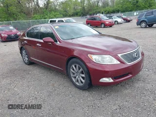 2007 Lexus LS 460 with VIN JTHBL46F775003346, listed as a IAAI auction lot 42170792 with 98,626 mi miles. Bid and sale history available at carsss.com. Image 1.
