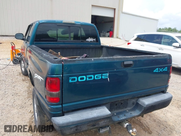 1998 Dodge 1500 with VIN 3B7HF13Z6WG229725, listed as a IAAI auction lot 42092548 with Not Provided miles and . Bid and sale history available at DreamBid. Image 6.