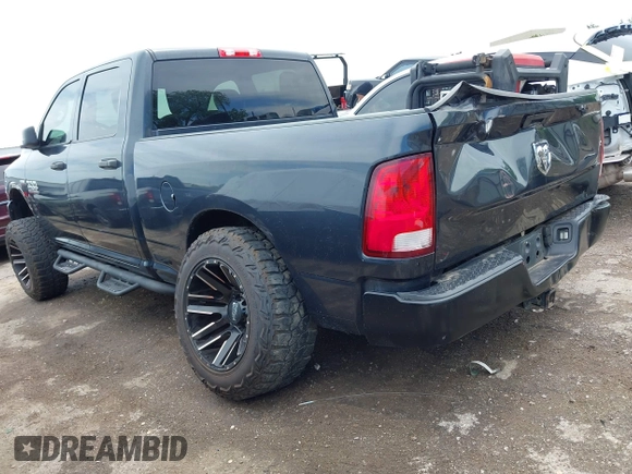 2017 Ram 2500 Tradesman z VIN 3C6UR4CJ1HG748189, wystawiony jako IAAI lot #42077420 z przebiegiem 175 256 mil mil oraz . Historia ofert i sprzedaży dostępna na DreamBid. Obrazek 3.