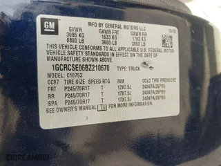 2011 Chevrolet Silverado 1500 LT with VIN 1GCRCSE06BZ210670, listed as a IAAI auction lot 41731033 with 259,099 mi miles. Bid and sale history available at carsss.com. Image 9.