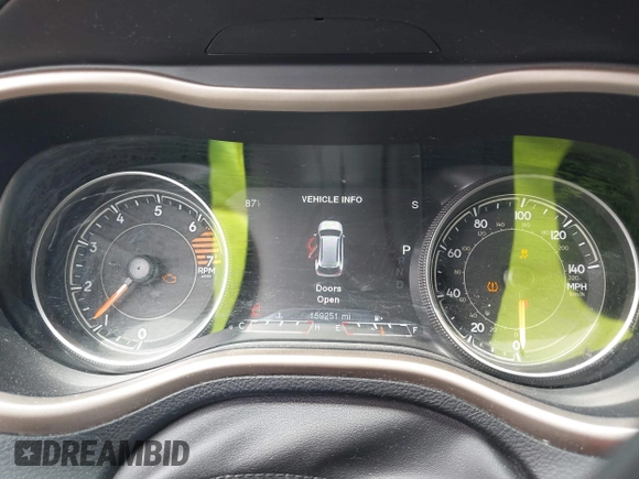 2016 Jeep Cherokee Limited z VIN 1C4PJLDB8GW242938, wystawiony jako IAAI lot #42168004 z przebiegiem 159 251 mil mil oraz . Historia ofert i sprzedaży dostępna na DreamBid. Obrazek 7.