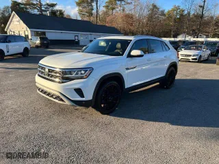 2020 Volkswagen Atlas Cross Sport 2.0T SE w/Technology with VIN 1V25C2CA3LC201910, listed as a Copart auction lot 49592275 with 102,667 mi miles and Clean Title. Bid and sale history available at carsss.com. Image 1.