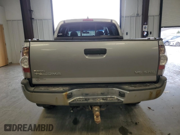 2015 Toyota Tacoma with VIN 3TMLU4EN7FM170049, listed as a Copart auction lot 52083725 with 162,062 mi miles and Salvage Title. Bid and sale history available at DreamBid. Image 6.