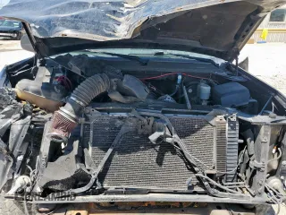2008 GMC Yukon XL SLT 4SB z VIN 1GKFC16J18J187752, wystawiony jako Copart lot #56797975 z przebiegiem 315 232 mil mil oraz Szkoda całkowita • Salvage title. Historia ofert i sprzedaży dostępna na DreamBid. Obrazek 12.