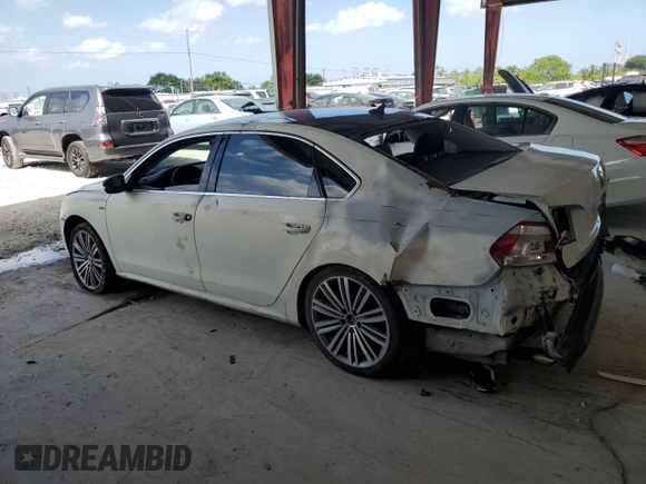 2015 Volkswagen Passat SE with VIN 1VWBS7A33FC026231, listed as a Copart auction lot 52021205 with 180,507 mi miles and Salvage title. Bid and sale history available at DreamBid. Image 2.