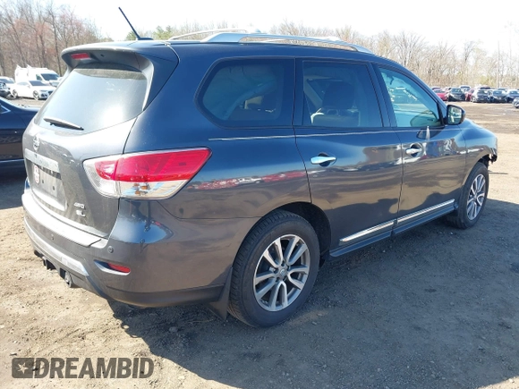2014 Nissan Pathfinder SL z VIN 5N1AR2MM2EC701997, wystawiony jako IAAI lot #41984553 z przebiegiem 115 270 mil mil oraz . Historia ofert i sprzedaży dostępna na DreamBid. Obrazek 4.