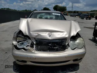 2002 Mercedes-Benz C 230/260/280/320 с VIN WDBRF61J32F155270, выставлен на аукционе Copart как лот 58742125 с пробегом 148 035 миль миль и Списание • Salvage title. История ставок и продаж доступна на DreamBid. Изображение 5.