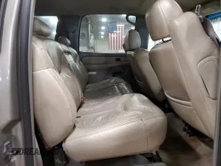 2002 GMC Yukon XL SLT with VIN 1GKFK16Z82J192267, listed as a Copart auction lot 41582955 with 302,076 mi miles and Salvage Title. Bid and sale history available at carsss.com. Image 11.