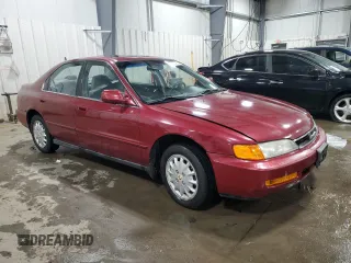 1996 Honda Accord EX with VIN 1HGCD5651TA110900, listed as a Copart auction lot 83578784 with 186,076 mi miles and Salvage Title. Bid and sale history available at DreamBid. Image 4.