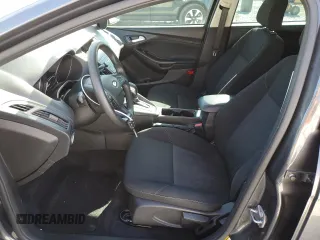 2018 Ford Focus SE with VIN 1FADP3F28JL229135, listed as a Copart auction lot 52974785 with 30,184 mi miles and Clean Title. Bid and sale history available at DreamBid. Image 7.
