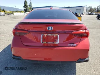 2021 Toyota Avalon Hybrid XSE z VIN 4T1EA1AB6MU006954, wystawiony jako Copart lot #51970855 z przebiegiem 61 806 mil mil oraz Szkoda całkowita • Salvage title. Historia ofert i sprzedaży dostępna na DreamBid. Obrazek 6.