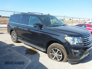 2019 Ford Expedition Max XLT z VIN 1FMJK1JT3KEA44279, wystawiony jako IAAI lot #42016619 z przebiegiem 141 915 mil mil oraz . Historia ofert i sprzedaży dostępna na DreamBid. Obrazek 1.