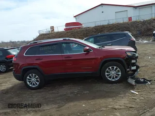 2019 Jeep Cherokee Latitude with VIN 1C4PJMCB2KD125898, listed as a IAAI auction lot 41809073 with 88,774 mi miles. Bid and sale history available at carsss.com. Image 13.
