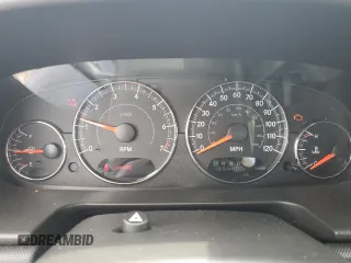 2004 Chrysler Sebring LX z VIN 1C3EL46X34N240732, wystawiony jako Copart lot #59587845 z przebiegiem 189 440 mil mil oraz Szkoda całkowita • Salvage title. Historia ofert i sprzedaży dostępna na DreamBid. Obrazek 9.