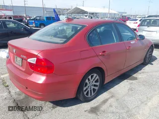 2006 BMW 3 Series 325i with VIN WBAVB13536K000100, listed as a IAAI auction lot 42282494 with 193,867 mi miles and . Bid and sale history available at DreamBid. Image 4.