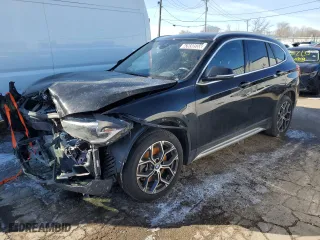 2020 BMW X1 sDrive28i with VIN WBXJG7C01L5R36417, listed as a Copart auction lot 43930555 with NaN miles and Clean Title. Bid and sale history available at carsss.com. Image 1.
