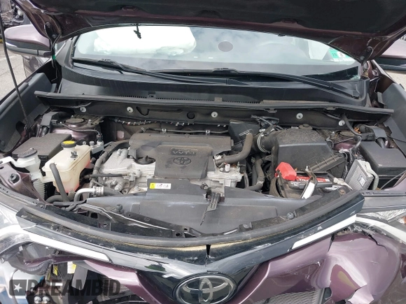 2018 Toyota RAV4 XLE with VIN 2T3RFREV5JW811742, listed as a IAAI auction lot 42030276 with 58,034 mi miles. Bid and sale history available at carsss.com. Image 10.