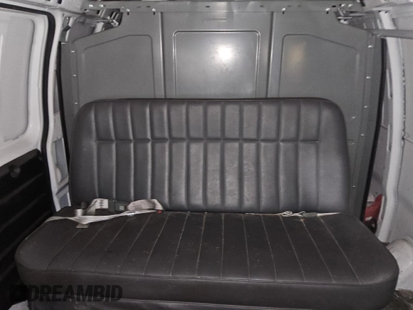 2018 GMC Savana Cargo Van with VIN 1GTW7BFG1J1340839, listed as a Copart auction lot 43284125 with 104,139 mi miles and Clean Title. Bid and sale history available at carsss.com. Image 10.