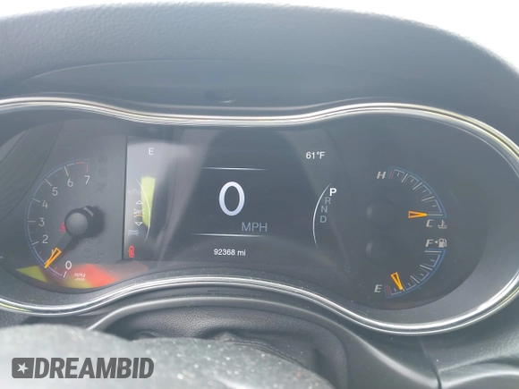 2019 Jeep Grand Cherokee Laredo E с VIN 1C4RJFAG3KC674406, выставлен на аукционе IAAI как лот 42389320 с пробегом 92 368 миль миль и . История ставок и продаж доступна на DreamBid. Изображение 7.