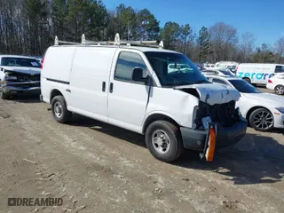 2011 Chevrolet Express Cargo Van with VIN 1GCWGFCA5B1142435, listed as a IAAI auction lot 41455581 with 319,753 mi miles. Bid and sale history available at carsss.com. Image 1.
