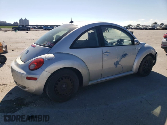 2007 Volkswagen New Beetle Coupe with VIN 3VWEW31C57M509066, listed as a Copart auction lot 81093464 with 74,292 mi miles and Clean Title. Bid and sale history available at carsss.com. Image 3.
