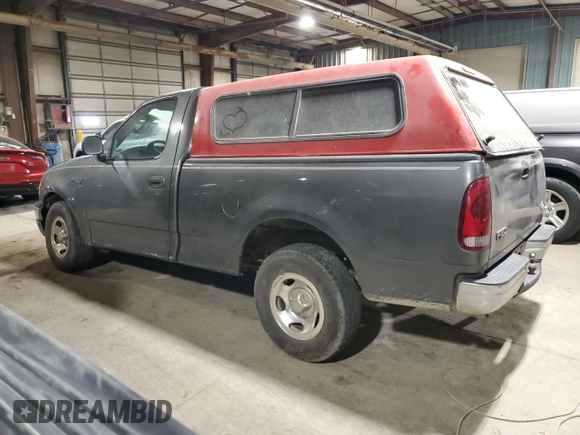 2003 Ford F-150 XL с VIN 2FTRF17223CA11632, выставлен на аукционе Copart как лот 84351334 с пробегом 110 200 миль миль и Списание • Salvage title. История ставок и продаж доступна на DreamBid. Изображение 2.