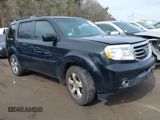 2013 Honda Pilot EX-L with VIN 5FNYF4H54DB062601, listed as a IAAI auction lot 41833449 with 210,766 mi miles. Bid and sale history available at carsss.com. Image 1.