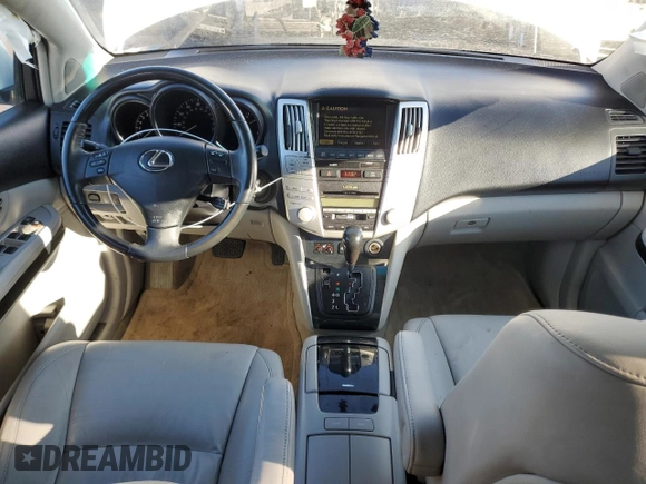 2008 Lexus RX 350 z VIN 2T2HK31U38C070735, wystawiony jako Copart lot #42583845 z przebiegiem 158 876 mil mil oraz Szkoda całkowita • Salvage title. Historia ofert i sprzedaży dostępna na DreamBid. Obrazek 8.