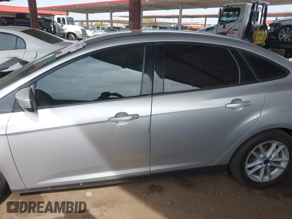 2018 Ford Focus SE with VIN 1FADP3FE7JL271029, listed as a IAAI auction lot 41922961 with 86,578 mi miles. Bid and sale history available at carsss.com. Image 13.