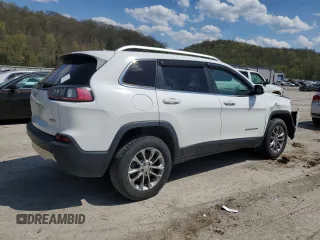 2019 Jeep Cherokee Latitude Plus with VIN 1C4PJMLB2KD199130, listed as a Copart auction lot 54549035 with 99,128 mi miles and Salvage Title. Bid and sale history available at carsss.com. Image 3.