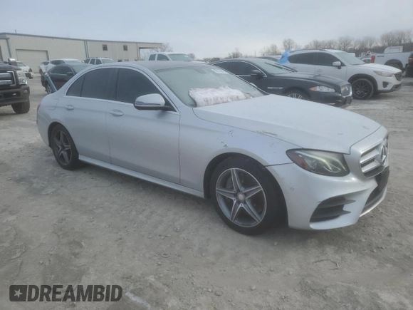 2017 Mercedes-Benz E 300 Luxury with VIN WDDZF4KB5HA043417, listed as a Copart auction lot 89314845 with Not provided miles and Salvage title. Bid and sale history available at DreamBid. Image 4.
