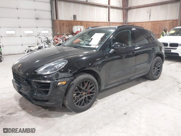 2017 Porsche Macan GTS with VIN WP1AG2A57HLB54431, listed as a IAAI auction lot 41774423 with 20,748 mi miles. Bid and sale history available at carsss.com. Image 17.