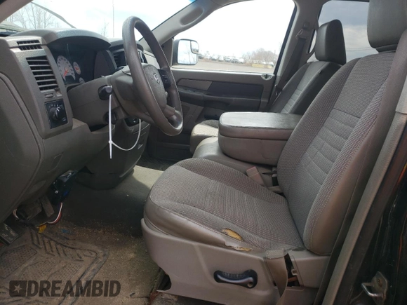 2008 Dodge 1500 ST z VIN 1D7HU18238J127307, wystawiony jako Copart lot #53680165 z przebiegiem 203 586 mil mil oraz Szkoda całkowita • Salvage title. Historia ofert i sprzedaży dostępna na DreamBid. Obrazek 7.