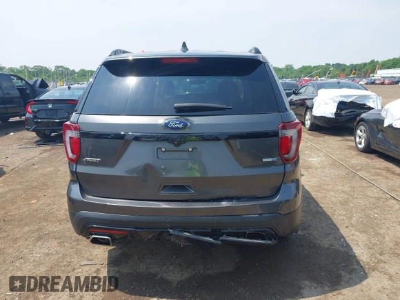2017 Ford Explorer Sport z VIN 1FM5K8GT7HGB59563, wystawiony jako IAAI lot #42491656 z przebiegiem 90 622 mil mil oraz . Historia ofert i sprzedaży dostępna na DreamBid. Obrazek 16.