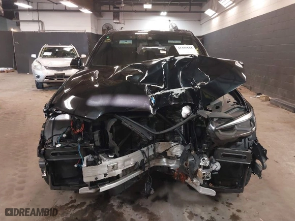 2019 BMW X5 xDrive40i with VIN 5UXCR6C52KLL52770, listed as a IAAI auction lot 41485665 with 31,252 mi miles. Bid and sale history available at carsss.com. Image 11.