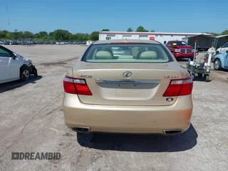 2007 Lexus LS 460 z VIN JTHBL46F875040163, wystawiony jako IAAI lot #42002411 z przebiegiem 145 247 mil mil oraz . Historia ofert i sprzedaży dostępna na DreamBid. Obrazek 16.