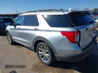 2020 Ford Explorer XLT with VIN 1FMSK7DH9LGD15494, listed as a IAAI auction lot 41619753 with 50,816 mi miles. Bid and sale history available at carsss.com. Image 3.