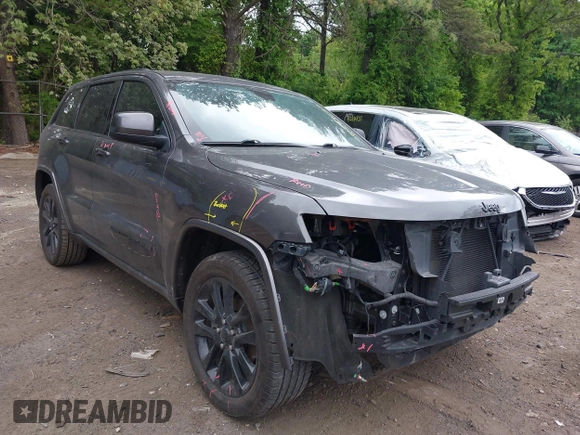 2018 Jeep Grand Cherokee Altitude z VIN 1C4RJEAG1JC344711, wystawiony jako IAAI lot #42293825 z przebiegiem 99 946 mil mil oraz . Historia ofert i sprzedaży dostępna na DreamBid. Obrazek 6.