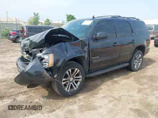 2013 Chevrolet Tahoe LT с VIN 1GNSKBE02DR186768, выставлен на аукционе IAAI как лот 42429597 с пробегом 132 404 миль миль и . История ставок и продаж доступна на DreamBid. Изображение 17.