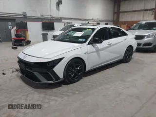 2025 Hyundai Elantra N Line z VIN KMHLR4DF6SU867998, wystawiony jako IAAI lot #41814806 z przebiegiem 4 892 mil mil oraz . Historia ofert i sprzedaży dostępna na DreamBid. Obrazek 2.