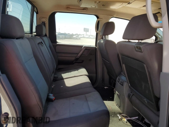 2007 Nissan Titan XE with VIN 1N6BA07A87N216984, listed as a Copart auction lot 46000555 with 152,238 mi miles and Clean Title. Bid and sale history available at carsss.com. Image 10.
