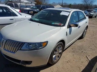 2012 Lincoln MKZ with VIN 3LNHL2GC4CR802198, listed as a IAAI auction lot 41703450 with 107,397 mi miles. Bid and sale history available at carsss.com. Image 2.