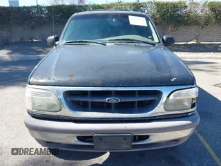 1997 Ford Explorer XL z VIN 1FMDU32E5VUA59508, wystawiony jako IAAI lot #41608736 z przebiegiem 268 377 mil mil oraz . Historia ofert i sprzedaży dostępna na DreamBid. Obrazek 12.
