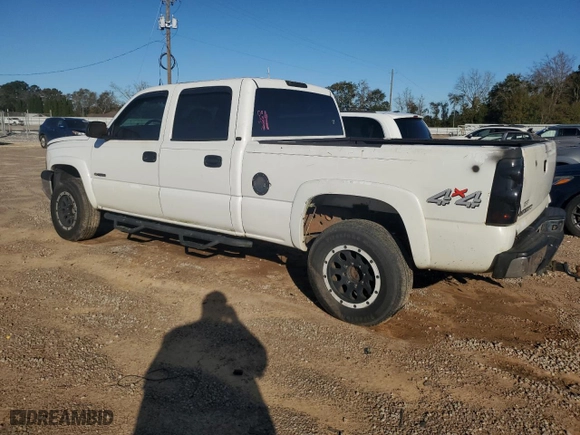 2004 Chevrolet Silverado 2500 Crew Cab LT with VIN 1GCGK23U74F125938, listed as a Copart auction lot 86718084 with 0 mi miles and Clean Title. Bid and sale history available at carsss.com. Image 2.