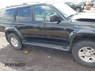 2002 Toyota 4Runner SR5 z VIN JT3HN86R320385621, wystawiony jako IAAI lot #41934512 z przebiegiem 191 528 mil mil oraz . Historia ofert i sprzedaży dostępna na DreamBid. Obrazek 13.